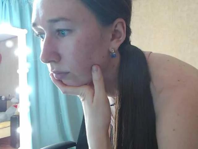 Offline --MODEL--1 on BongaCams