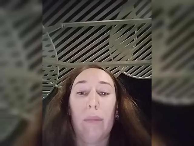 Offline --MODEL--1 on BongaCams