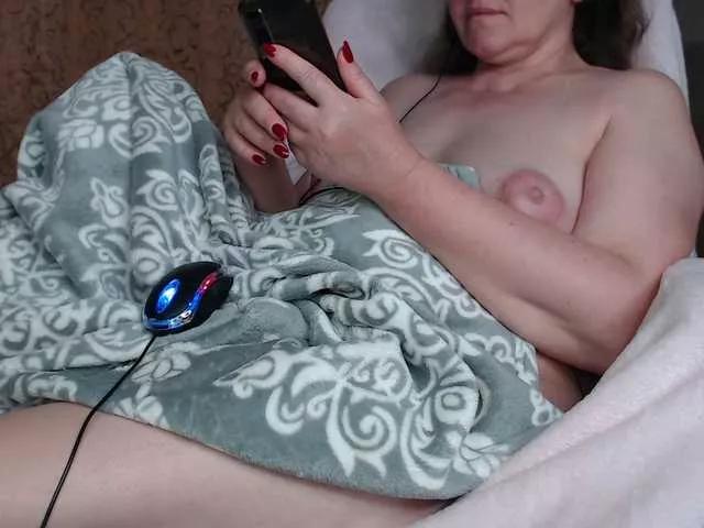 Offline -Alyonushka- on BongaCams