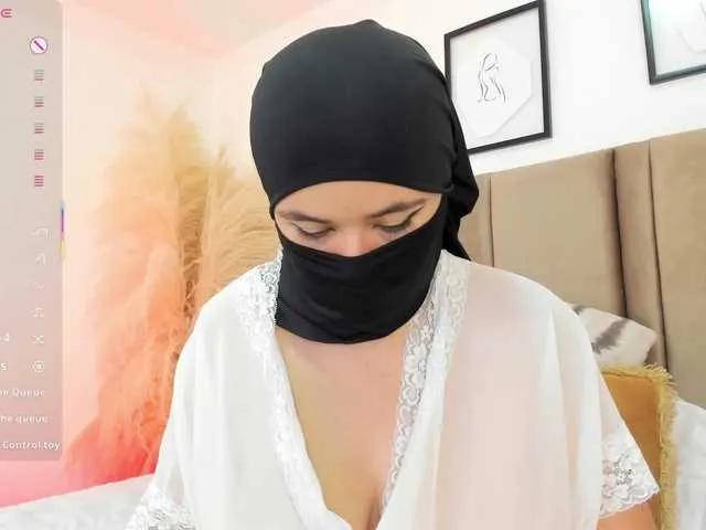 Offline adiila on BongaCams