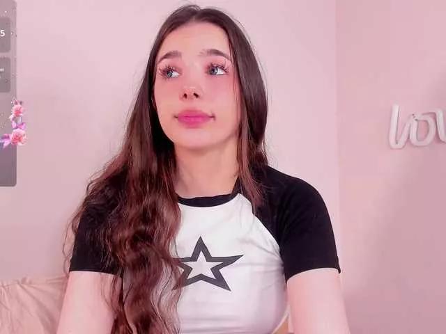 Offline Alicebonam on BongaCams