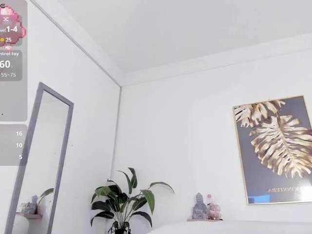 Offline amina-hafssa on BongaCams