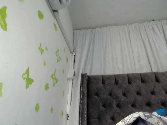 Offline ANA-BULLOCK- on BongaCams