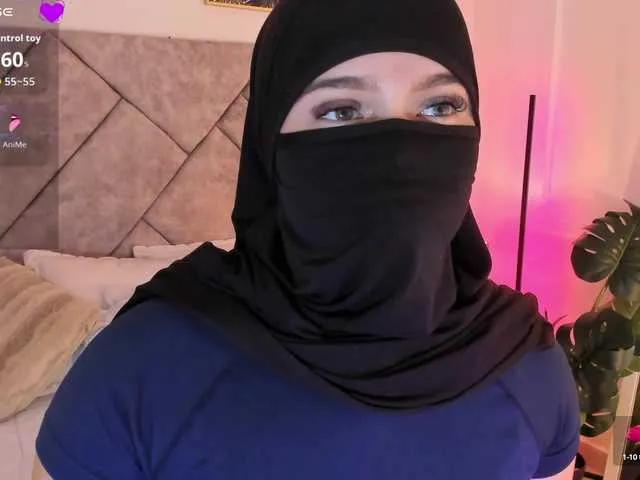 Offline Anna-henao on BongaCams