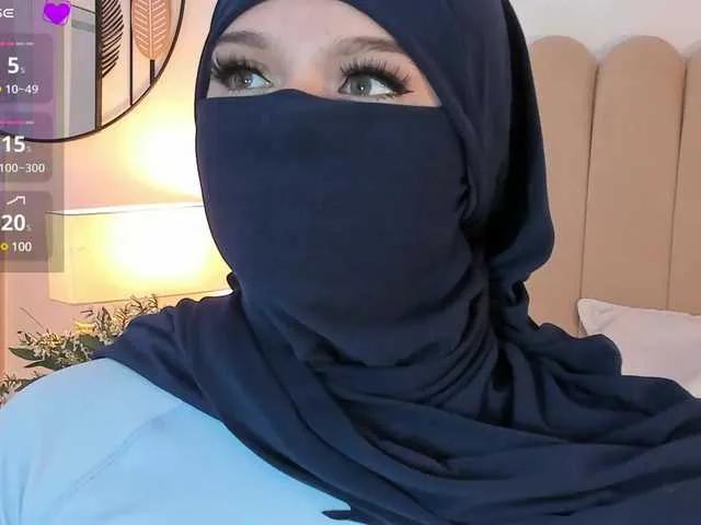 Offline Anna-henao on BongaCams