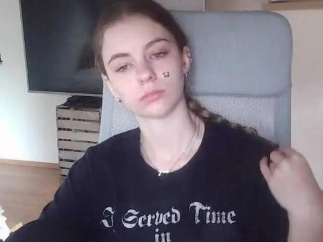 Offline AriaModel on BongaCams