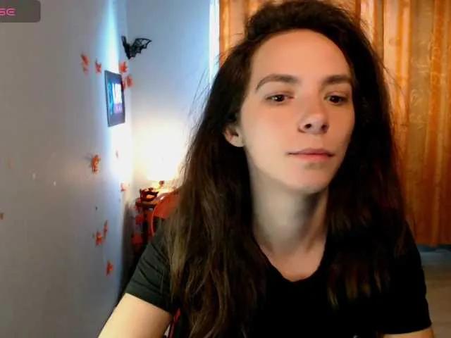 Offline bellaqueen0701 on BongaCams