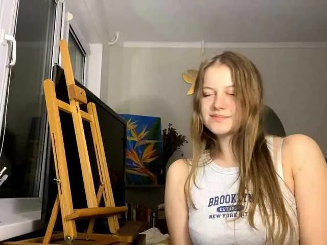 Offline BettyannClay on BongaCams