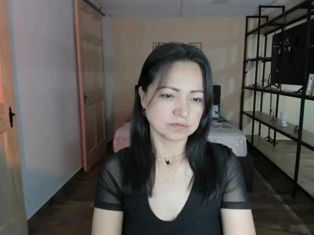 Offline Carlin1511 on BongaCams