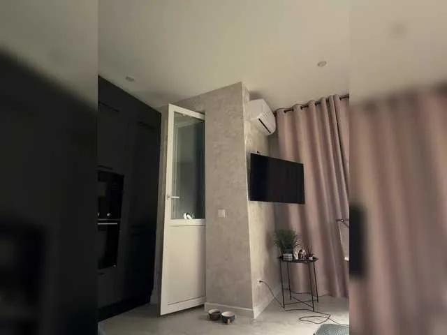 Offline chicanogirl on BongaCams