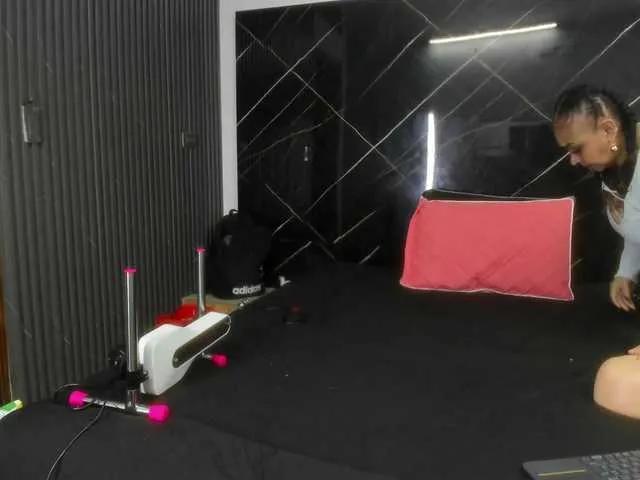 Freechat cloeerabbyt on BongaCams