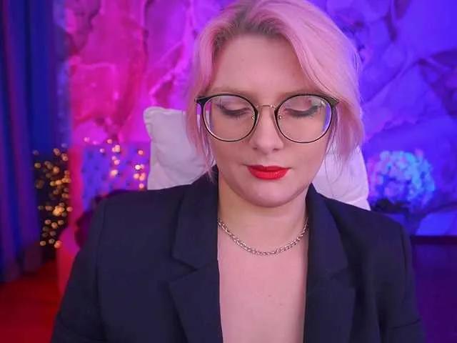 Offline CoolTatis on BongaCams