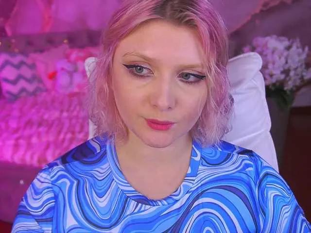 Offline CoolTatis on BongaCams