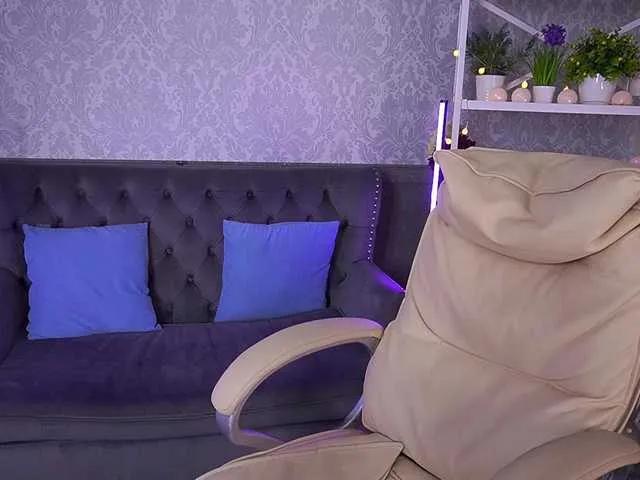 Offline CoolTatis on BongaCams