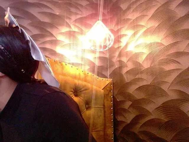 Offline CrystalBrooke3x on BongaCams