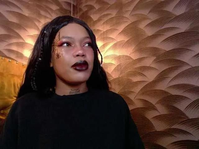 Offline CrystalBrooke3x on BongaCams