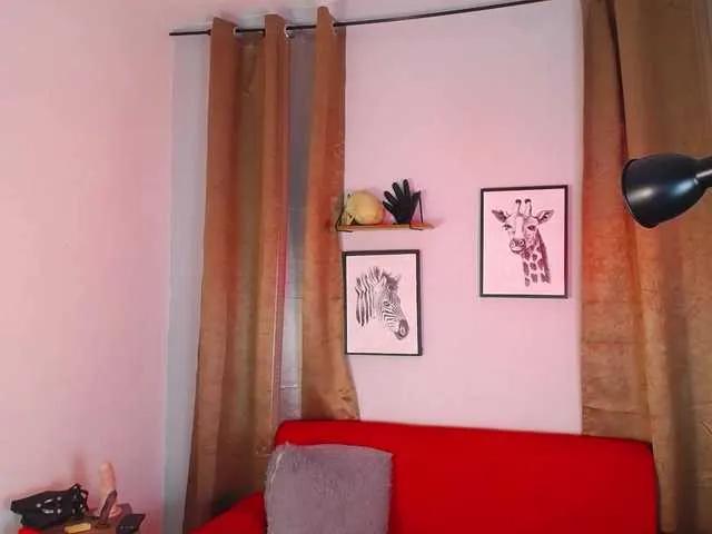 Offline DakariaHills on BongaCams