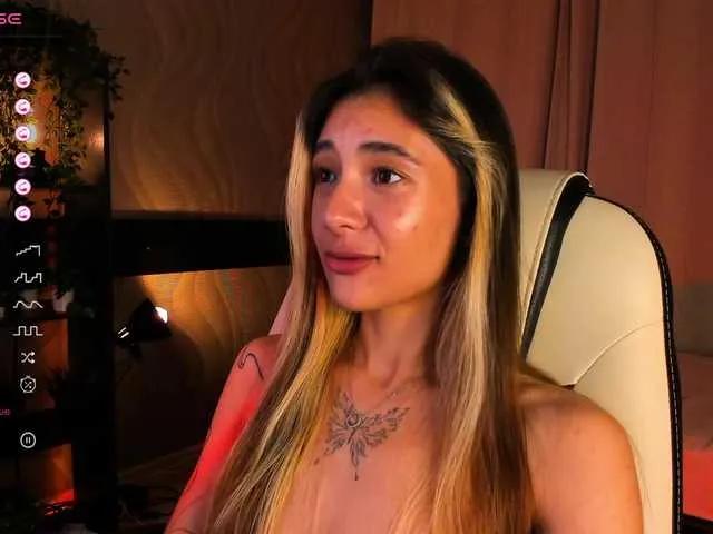 Freechat DarlaBelle on BongaCams