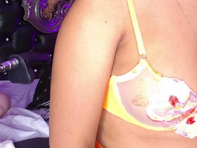 Offline denisemoca on BongaCams