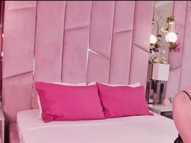 Freechat DesireeKeys on BongaCams