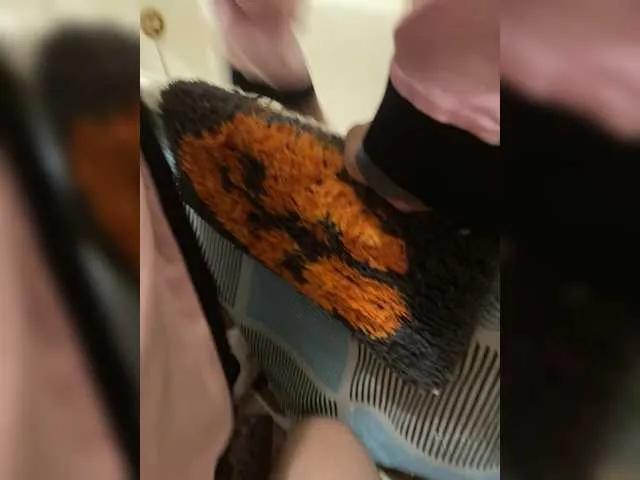 Offline Devochka1010 on BongaCams