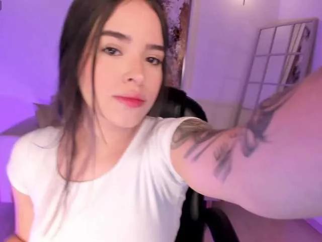 Offline DonnaStonne on BongaCams