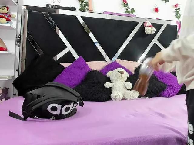 Freechat Dreamgirlss on BongaCams