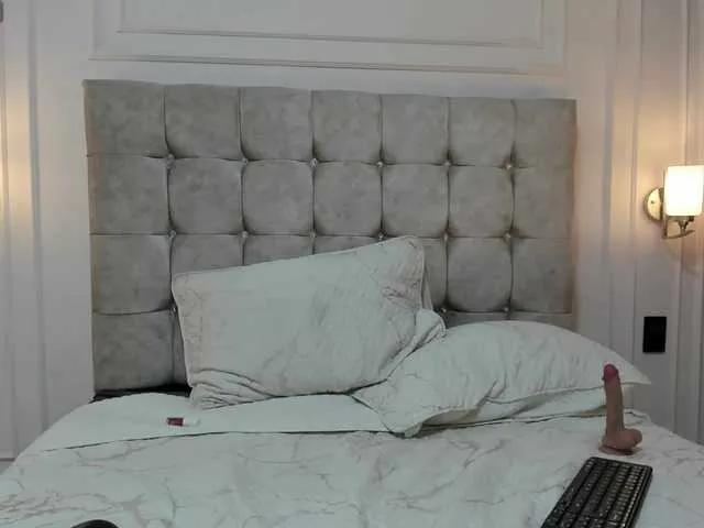 Offline DullceEstrella on BongaCams