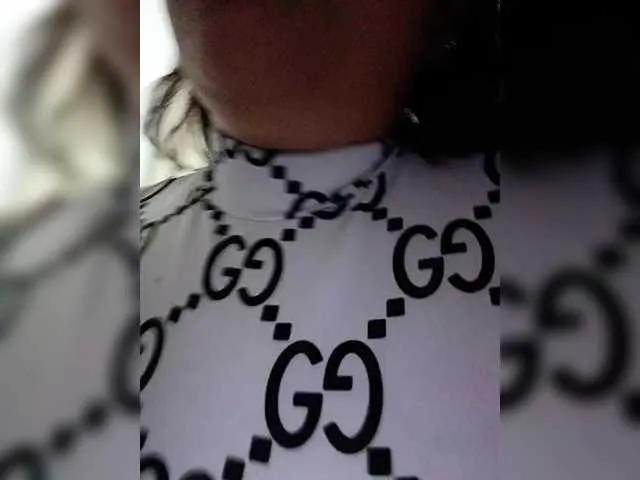 Freechat EinnyMure on BongaCams