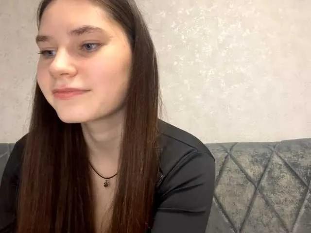 Offline ElinOroz on BongaCams