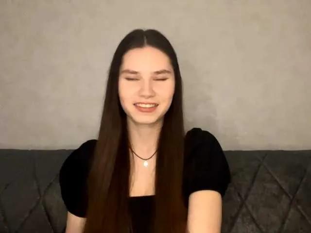 Offline ElinOroz on BongaCams