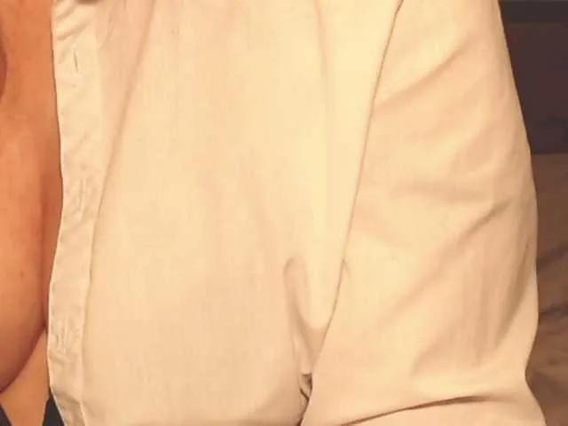 Offline ellaine on BongaCams