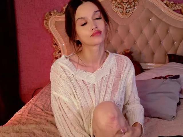 Offline enchantressss on BongaCams