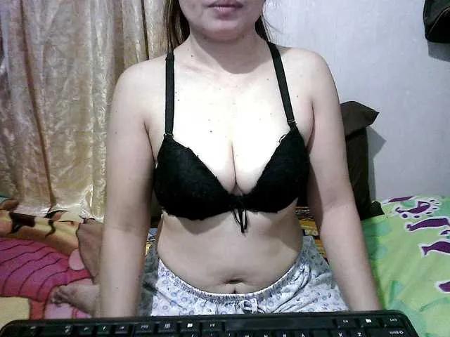 Offline erica-4u on BongaCams