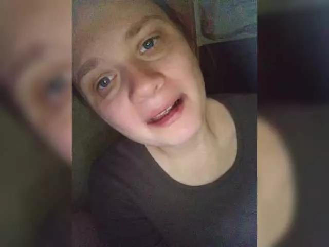 Offline esterjohns on BongaCams