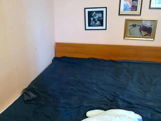 Offline evarette on BongaCams