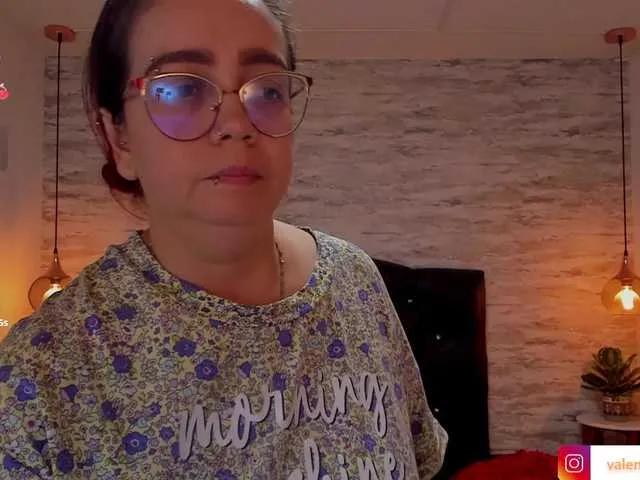 Freechat exotical-baby on BongaCams