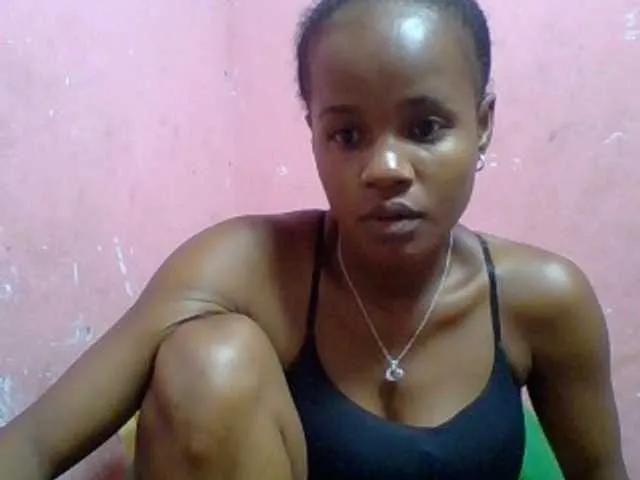 Offline flaviahh on BongaCams