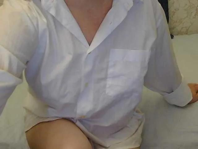 Offline Florena-1 on BongaCams