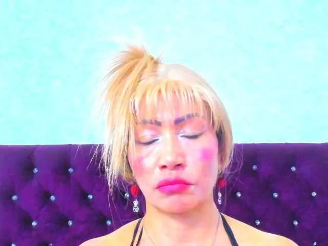 Offline Ghanima on BongaCams