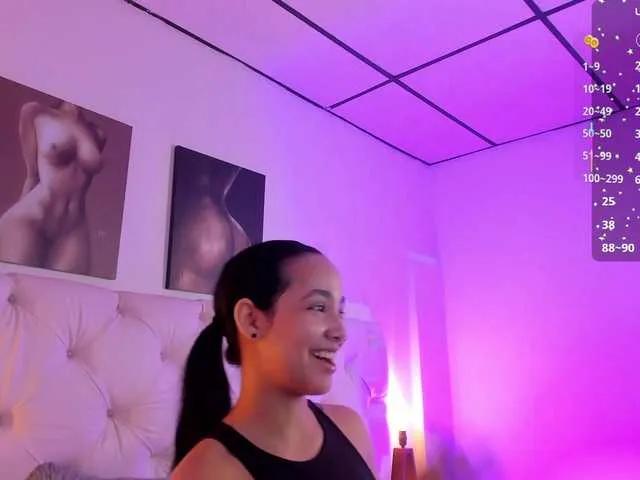 Offline Gisell-Montoy on BongaCams