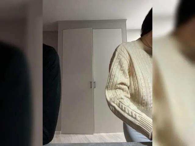 Offline Gummy-Bears on BongaCams