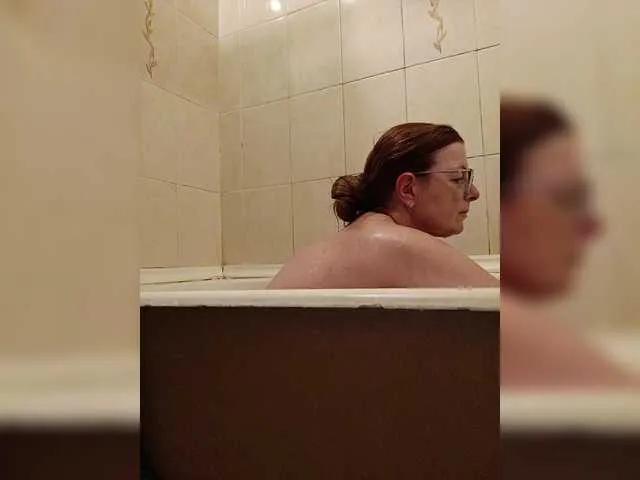 Offline HelenBerg on BongaCams