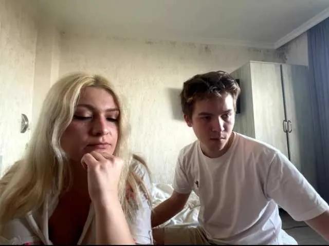 Hikkiii on BongaCams 