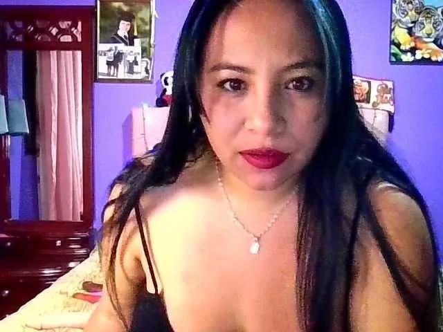 Offline Hot4mommy on BongaCams