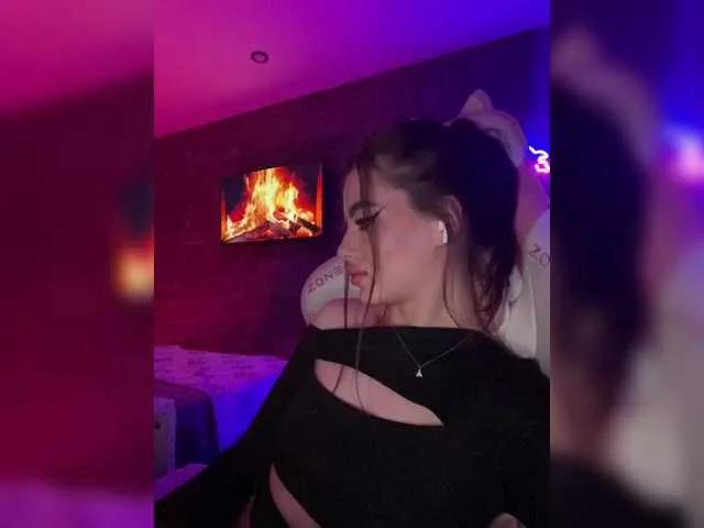 Offline HotGirlEva on BongaCams