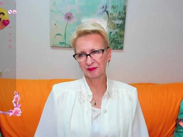 Offline iamyourdream89 on BongaCams