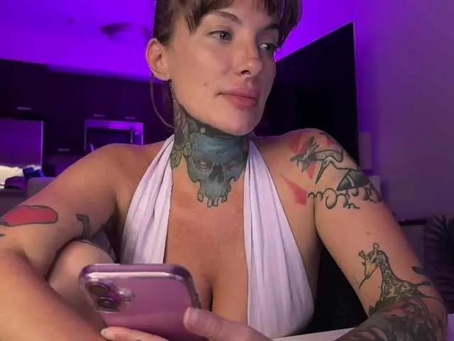 Offline iiixbostonxiii on BongaCams