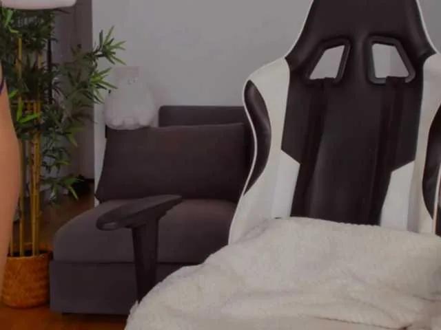 Offline jayleekryss on BongaCams