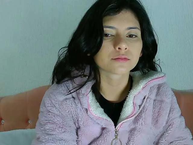 Offline JenellKurtz on BongaCams